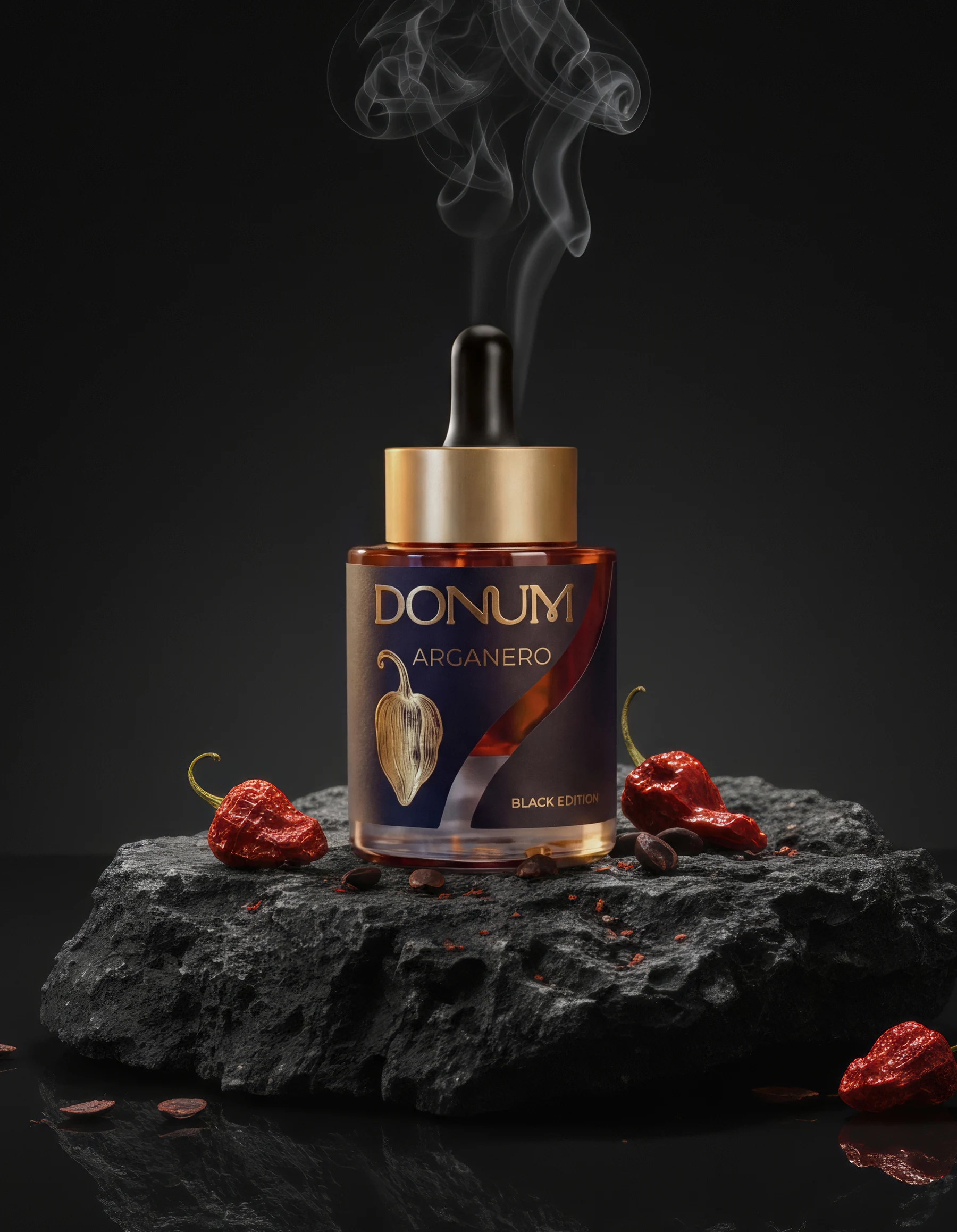 DONUM Flakon auf schwarzem Stein — Rauch, Chili, Materialität